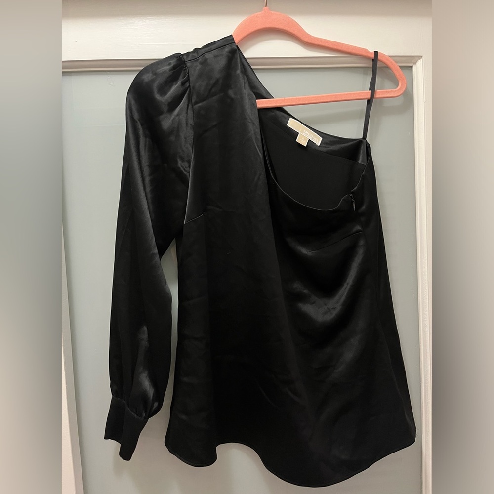Michael Kors off the shoulder black silk top great condition